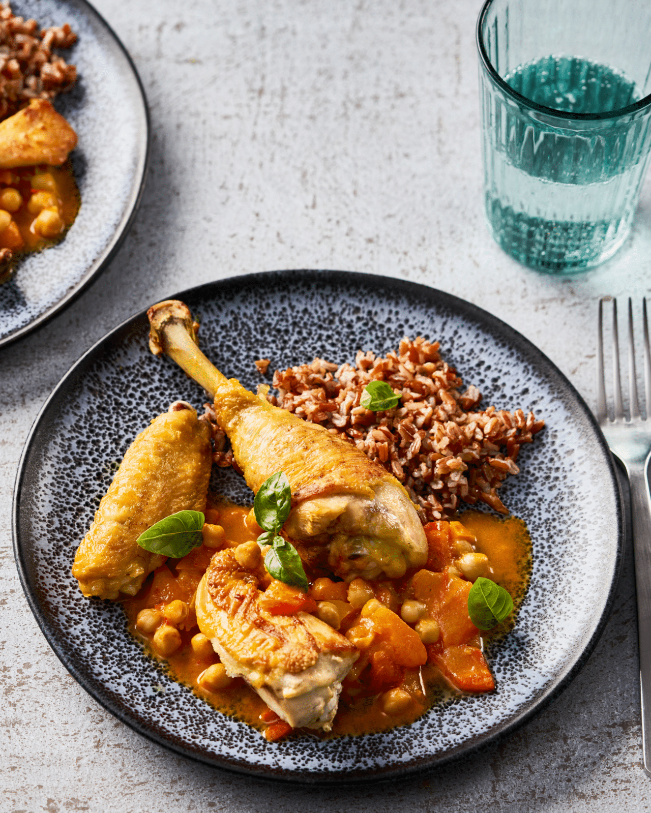 OFEN-HUHN MIT PAPRIKA-KICHERERBSEN-RAGOUT mit Label Rouge-Hühnchen ...